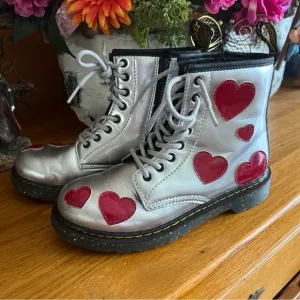 Dr. Martens Boots Metallic Silver w/ Hearts Zipper Side Sz 3 Valentines