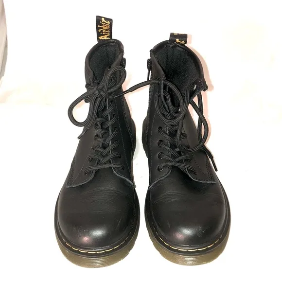 Dr. Martens boots sz 3
