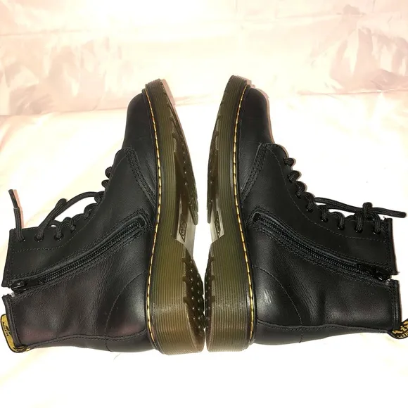 Dr. Martens boots sz 3