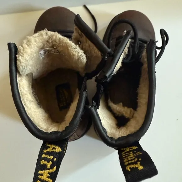 Dr Martens boots toddler brown 9