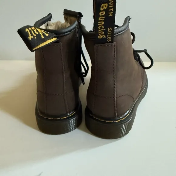 Dr Martens boots toddler brown 9