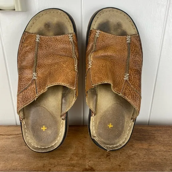 DR MARTENS Brown Leather Slide Sandals