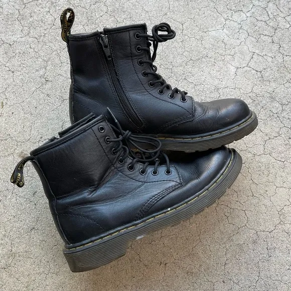 Dr Martens Delaney Boots Unisex Kids US 2 Black Leather Lace Up Side Zip combat