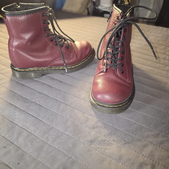 Dr. Martens Delaney Combat Boots Youth Unisex 11 Maroon Leather Side Zip GUC