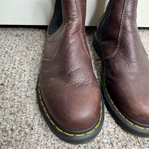 Dr Martens Faux Fur Lined Chelsea Tumbled Leather Boots 7