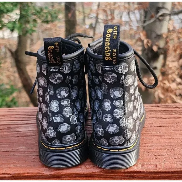 Dr Martens Girls 1460 J Black Leopard Hydro Leather Lace-Up Combat Boots Size 11