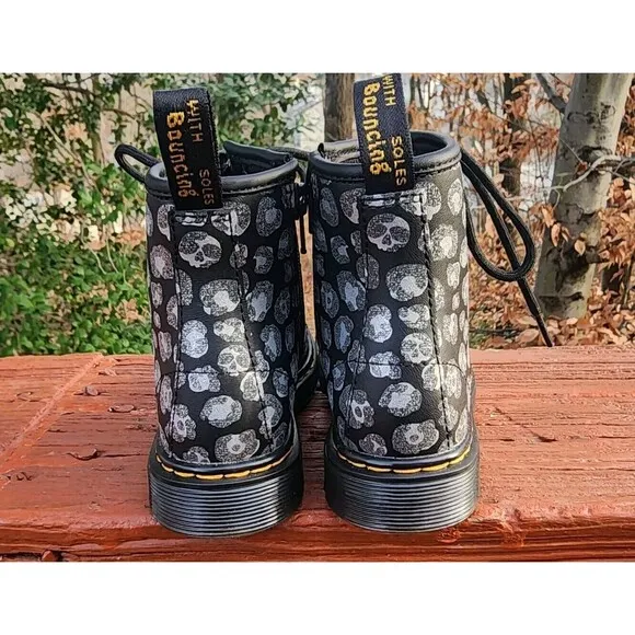 Dr Martens Girls 1460 J Black Leopard Hydro Leather Lace-Up Combat Boots Size 11