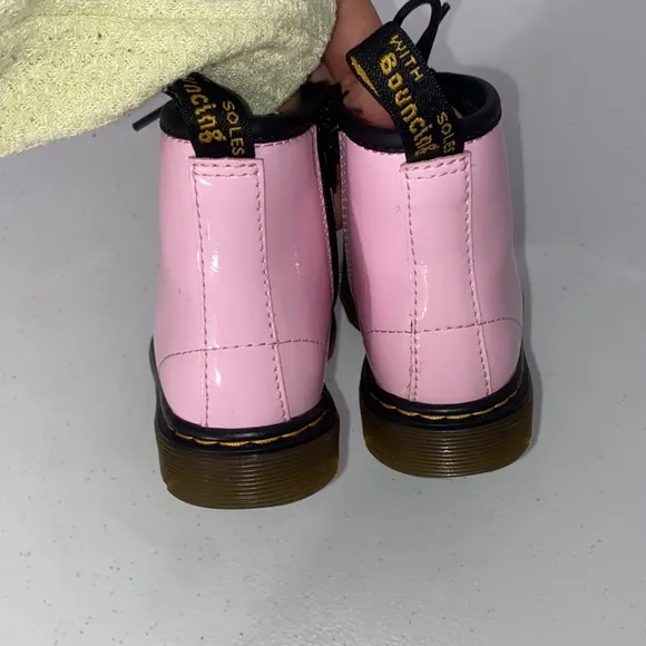 Dr. Martens Girl’s Pink Patent Leather Side Zip Boots Size 9