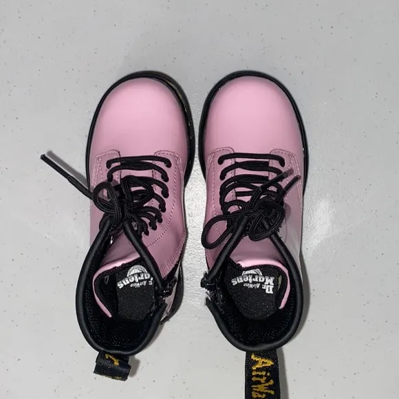 Dr. Martens Girl’s Pink Patent Leather Side Zip Boots Size 9