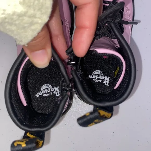 Dr. Martens Girl’s Pink Patent Leather Side Zip Boots Size 9