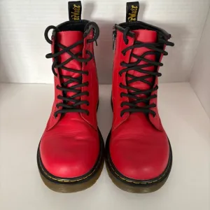 Dr. Martens Kids 1460 J Red‎ Lace Up Boots Side Zip Bouncing Soles Like New Sz 3