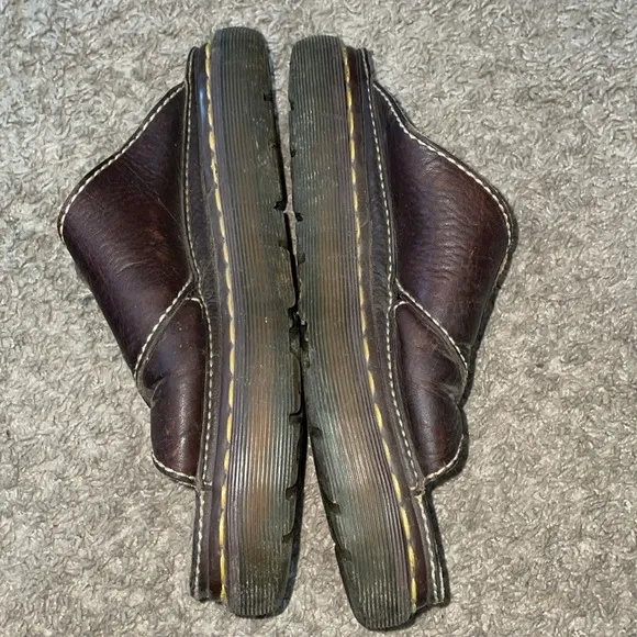 Dr. Martens Vtg 90’s unisex slide on chunky platform Airwair sandals