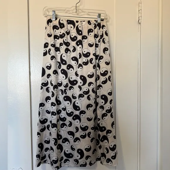 Dressed in LALA yin yang midi skirt