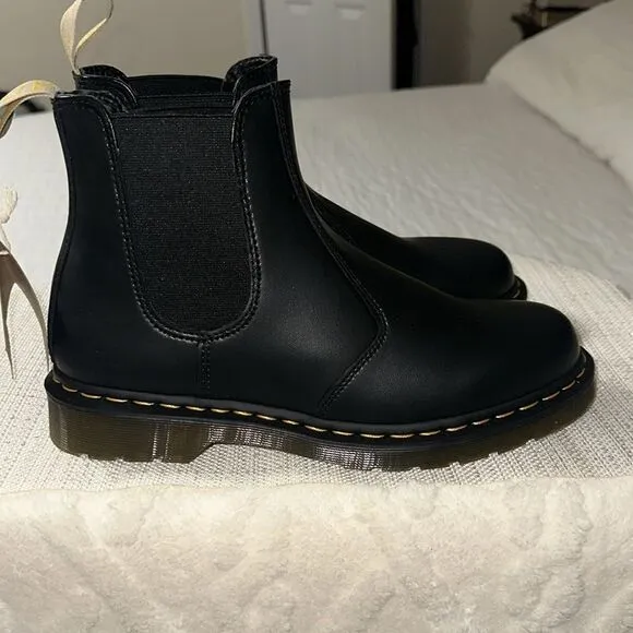Dr. Martens 11M Black Ladies Air Wair Vegan Leather Felix Chelsea Boots