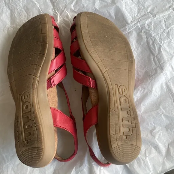 Earth Origins Leather Fisherman Berri Sandals Size9