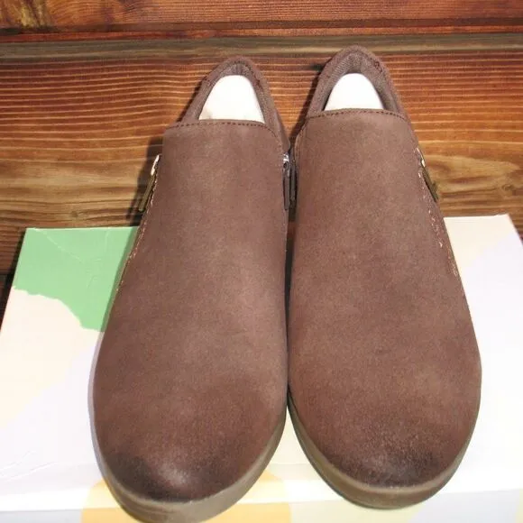 Earth Origins Brown Suede Booties