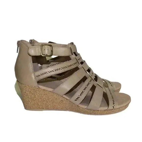Earth Wedge Sandals Womens 10 41.5 Beige Woodland Sunny Strappy Leather NEW