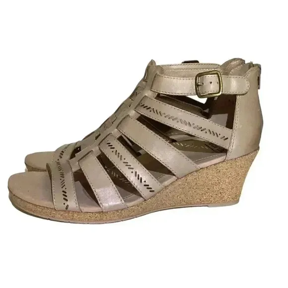 Earth Wedge Sandals Womens 10 41.5 Beige Woodland Sunny Strappy Leather NEW