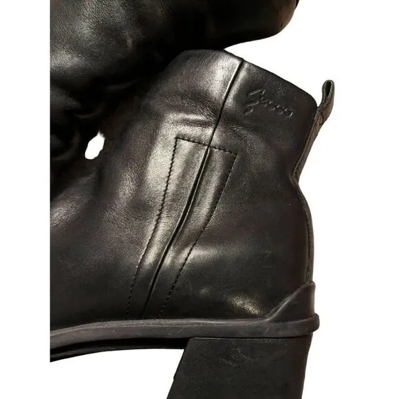 Ecco black leather boots. Size 6.5 in good condition.