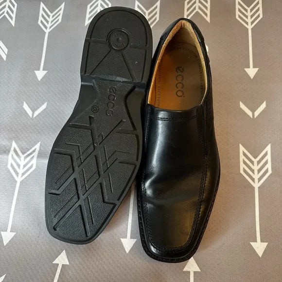 ECCO Seattle Slip On Loafers Black Leather EU 45 US 11 Comfort Arch Support EUC