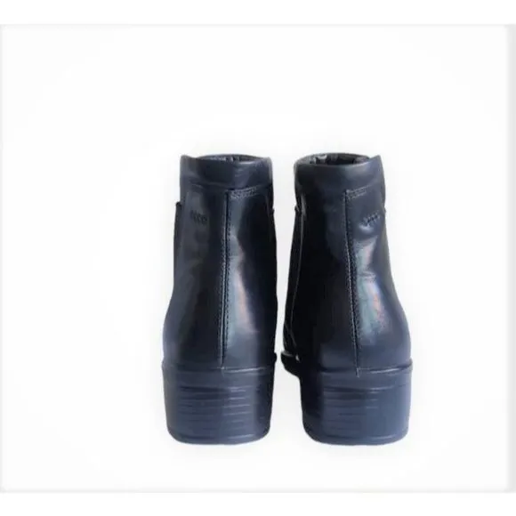 Ecco Women's Chelsea Boots
