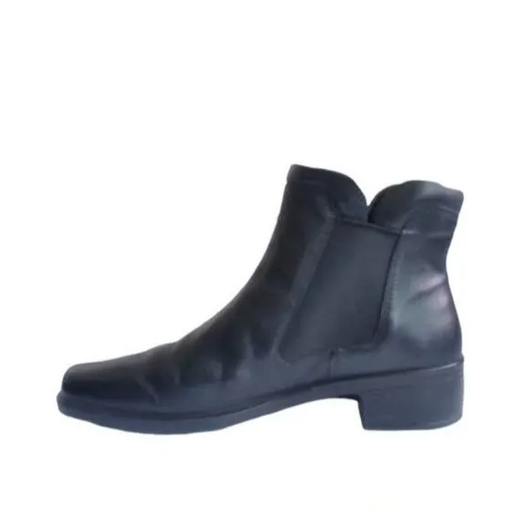 Ecco Women's Chelsea Boots