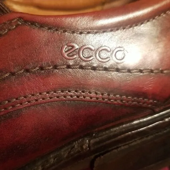 ECCO Burgundy Leather Loafers SZ 42