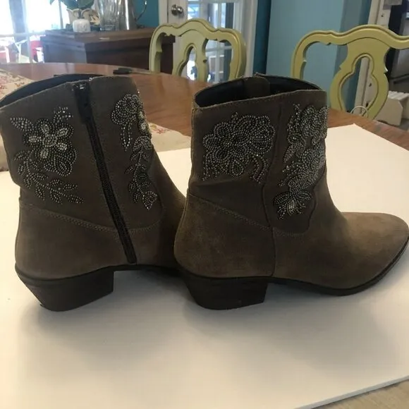 EEUC Anthropologie Floral Suede Brown Western Boots Embellished Beaded 8