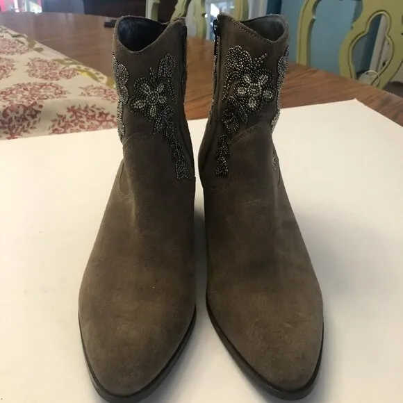 EEUC Anthropologie Floral Suede Brown Western Boots Embellished Beaded 8