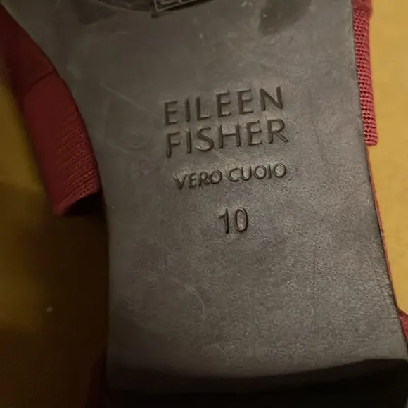 Eileen Fisher d’Orsay Flats Burgundy Suede 10