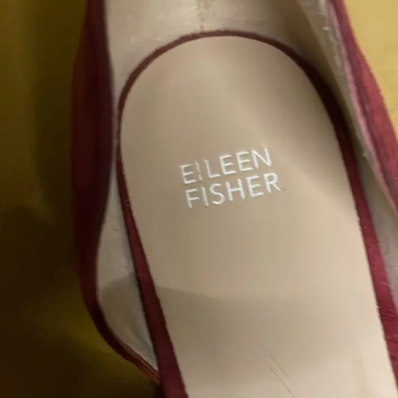 Eileen Fisher d’Orsay Flats Burgundy Suede 10