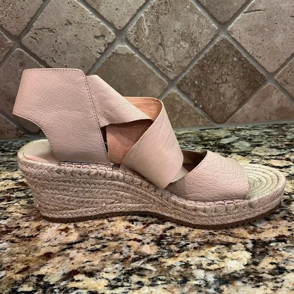 Eileen Fisher Willow Leather Cream Platform Wedge Espadrille Sandals Size 9.5