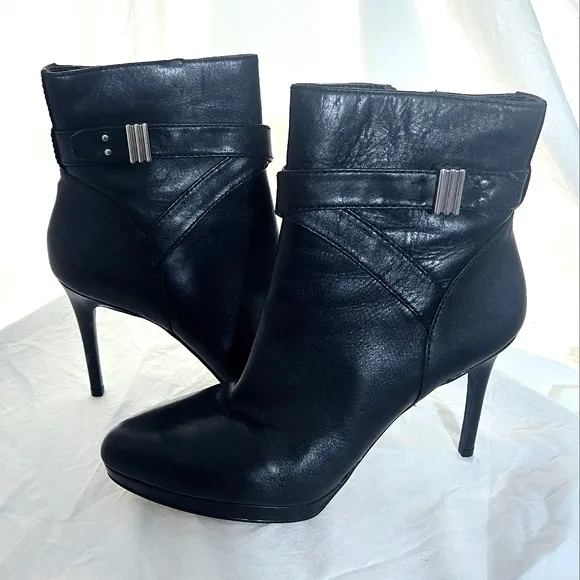 Enzo Angiolini Leather Booties NWOB ❤️