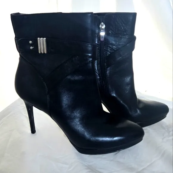 Enzo Angiolini Leather Booties NWOB ❤️