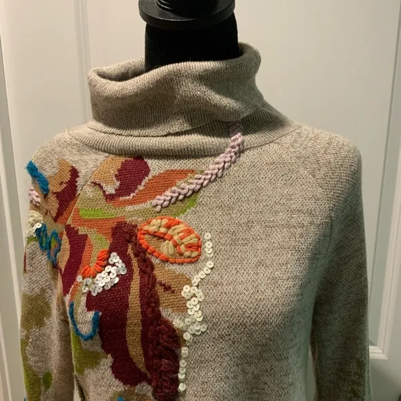 EUC Anthropologie Knitted &amp; Knotted  Embroidered Petals Swing Dress - S