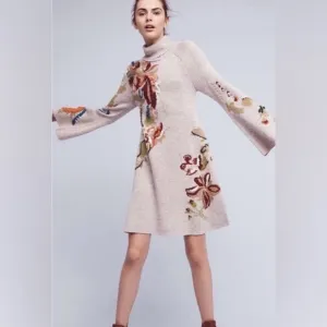 EUC Anthropologie Knitted &amp; Knotted  Embroidered Petals Swing Dress - S