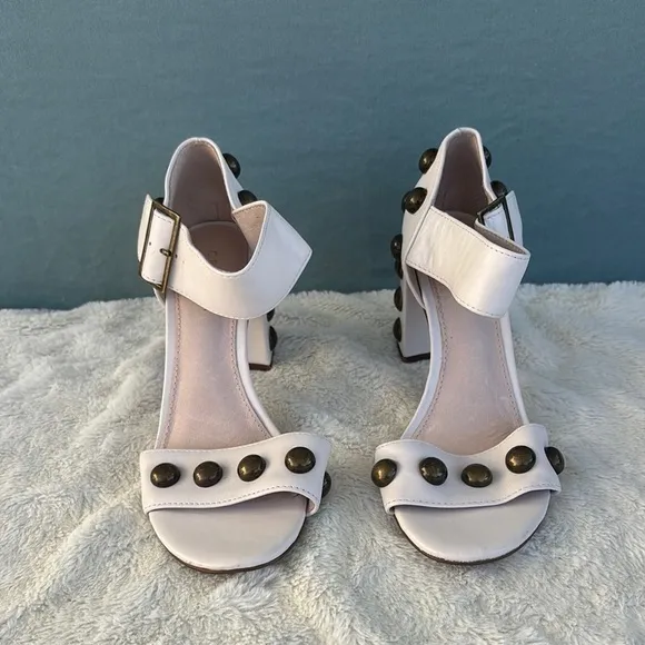 EUC Cecelia New York Heeled Sandals Size 7