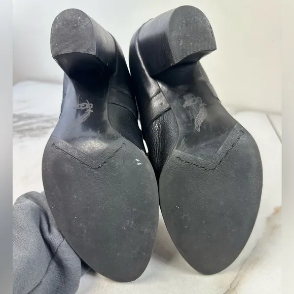 EUC UGG Cobie II Black Leather Chelsea Ankle Boots Booties, Sz 9.5