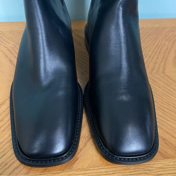 Everlane The City Chelsea Boots in Black Size 9 NEW Leather