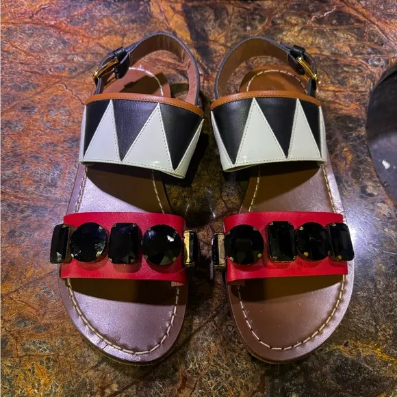 Fabulous Marni Jeweled leather Sandals