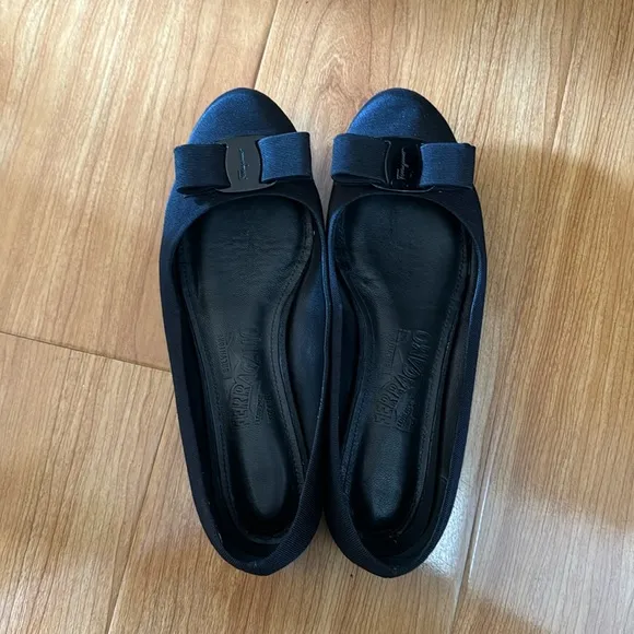 Ferragamo Black Varina Ballerina Flats