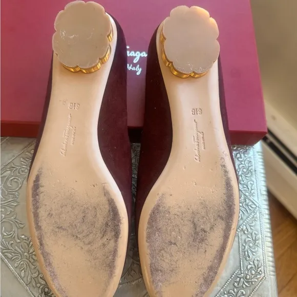 Ferragamo flats in plum suede and gold hardware. Size 8.5