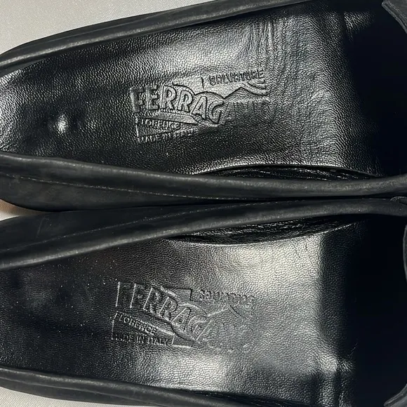 Ferragamo Reversible Gancini Buckle Moccasin Loafer Flats Wom 8.5 Black 16223