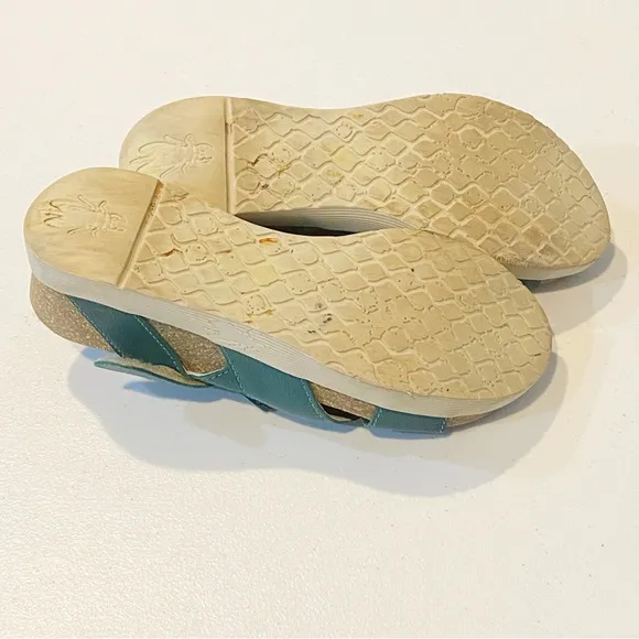 FLY London Wege Leather Sandal