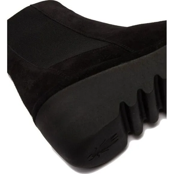 Fly London BAGU233FLY P501233000 Boots Women's 8-8.5 Black Wedge Chelsea ZPO696