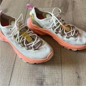 FP Movement x SOREL Kinetic Breakthru Tech Sneakers US 10