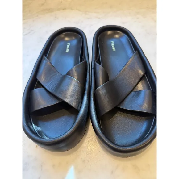 FRAME Denim Le Laurel Leather Criss Cross Slides Sandals Black Casual Size 38.5