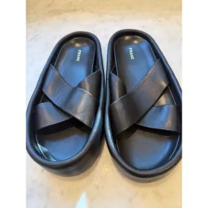 FRAME Denim Le Laurel Leather Criss Cross Slides Sandals Black Casual Size 38.5
