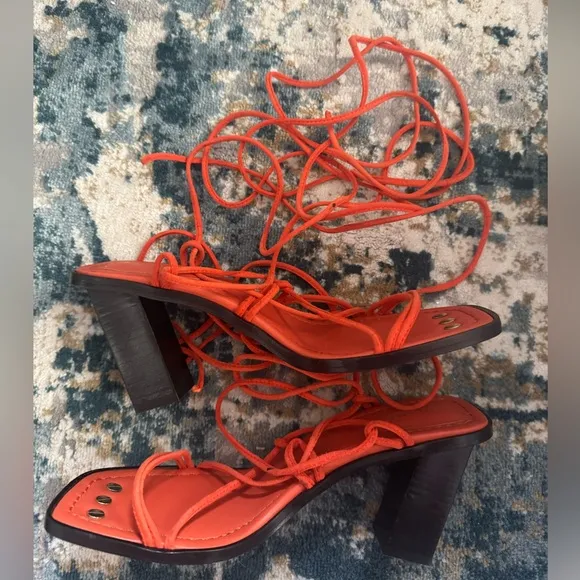 FRAME Le Doheny women’s chunky heeled Sandals in orange size 36 leather size 5.5