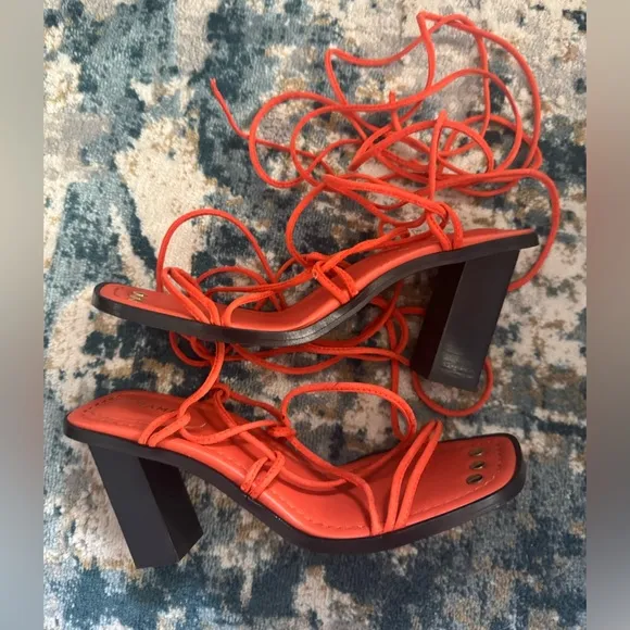 FRAME Le Doheny women’s chunky heeled Sandals in orange size 36 leather size 5.5